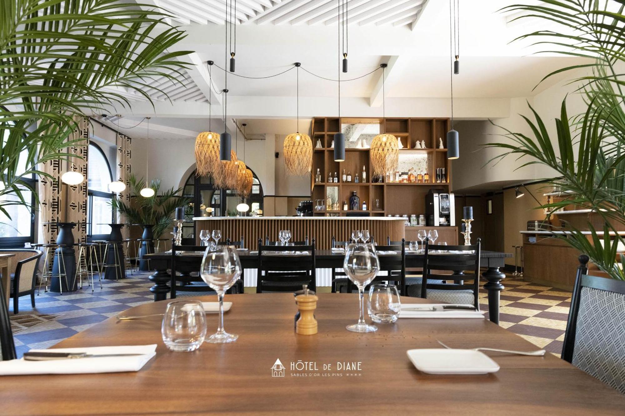 Hotel De Diane Sables-d'Or-les-Pins Bagian luar foto