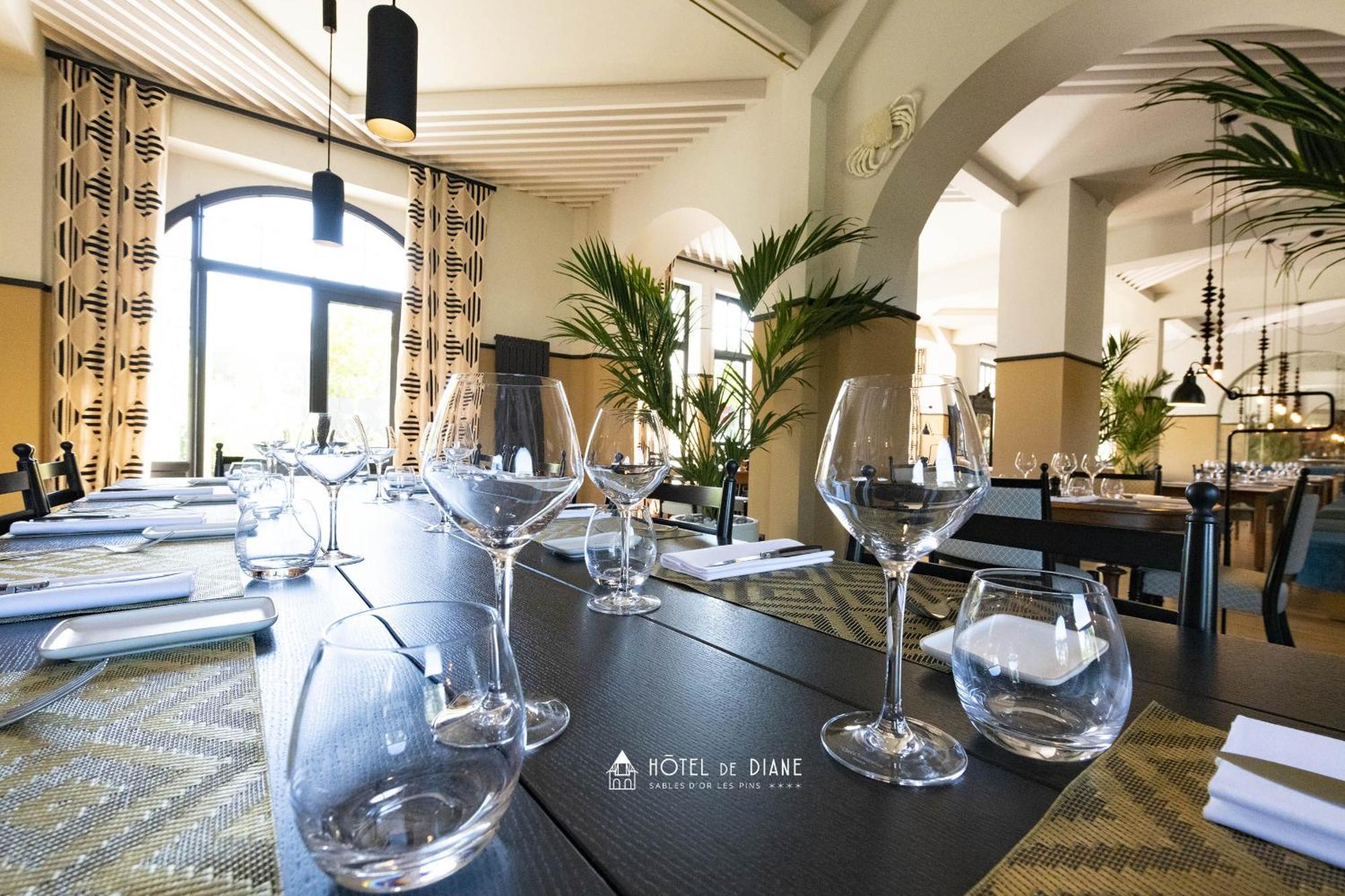 Hotel De Diane Sables-d'Or-les-Pins Bagian luar foto